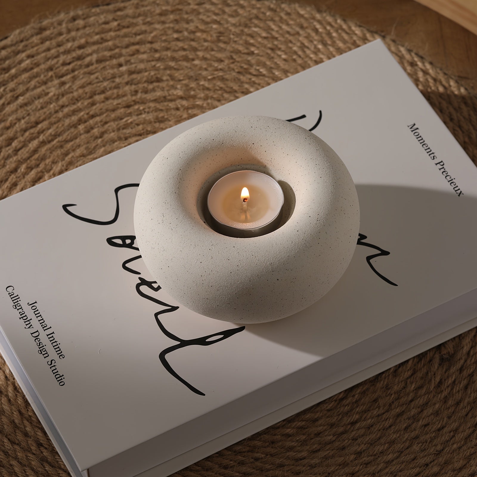 Minimalistisk keramisk ringljusstake – Elegant modern heminredning och bordsdekoration