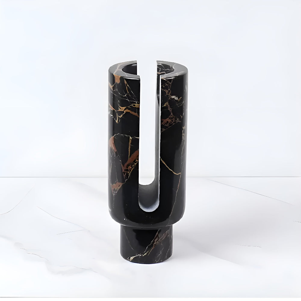 Eclipse Marble ljusstake – tidlös elegans med en modern touch