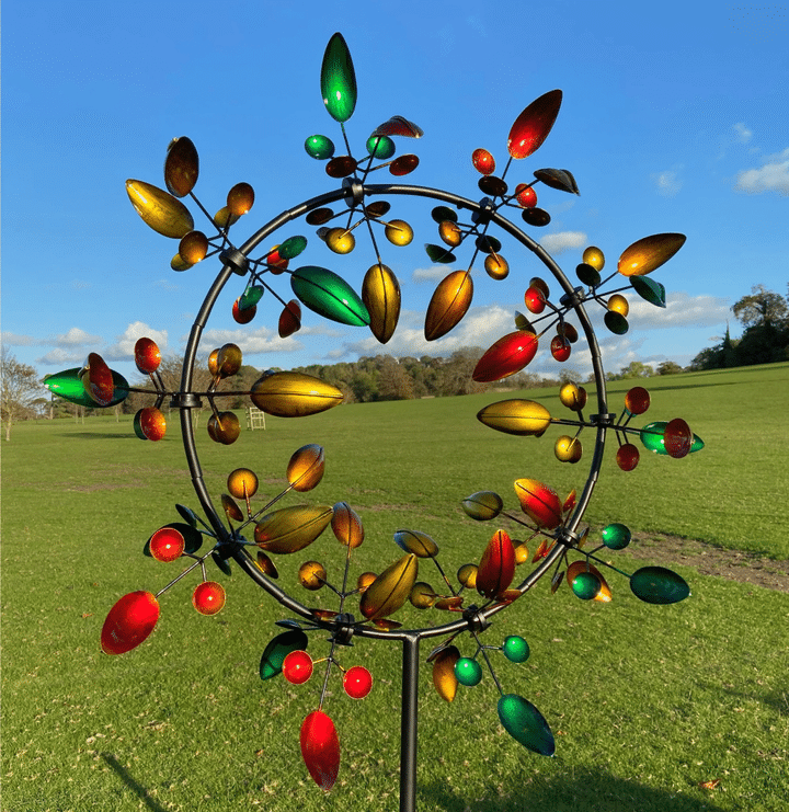 AeroSpin 3D Kinetic Garden Wind Spinner – Fängslande metallskulptur för trädgården