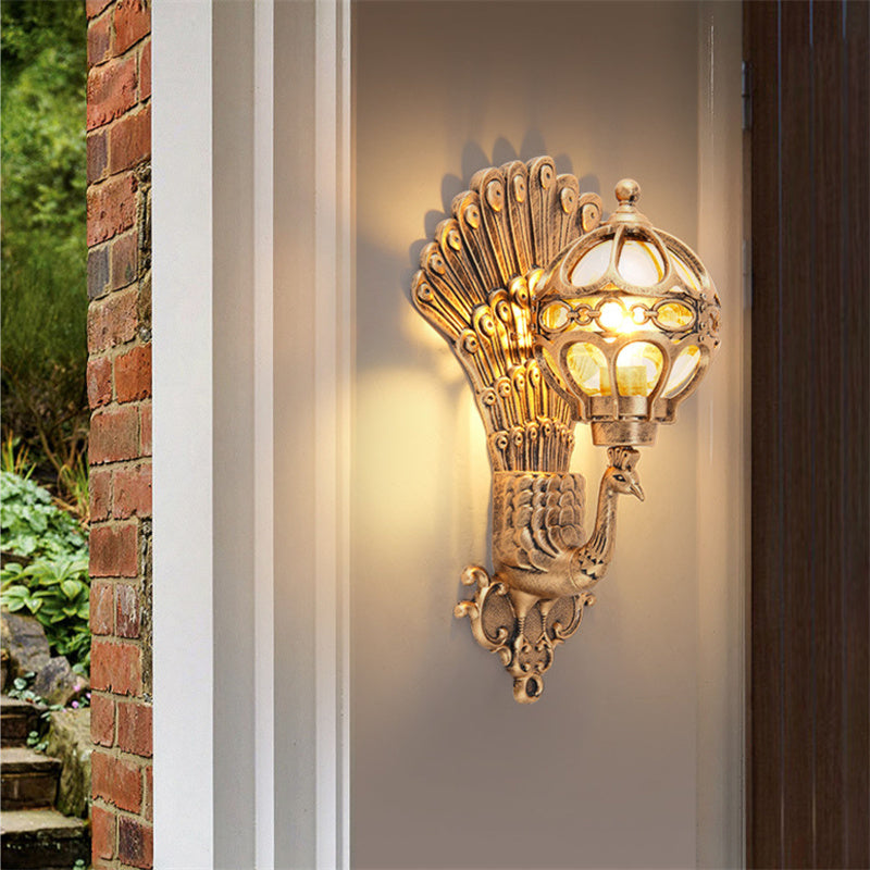 Strålande påfågelinspirerad utomhusvägglampa – Vattentät trädgårds- och uteplatsbelysning