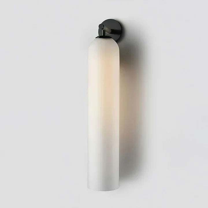 Modern vägglampa i glas