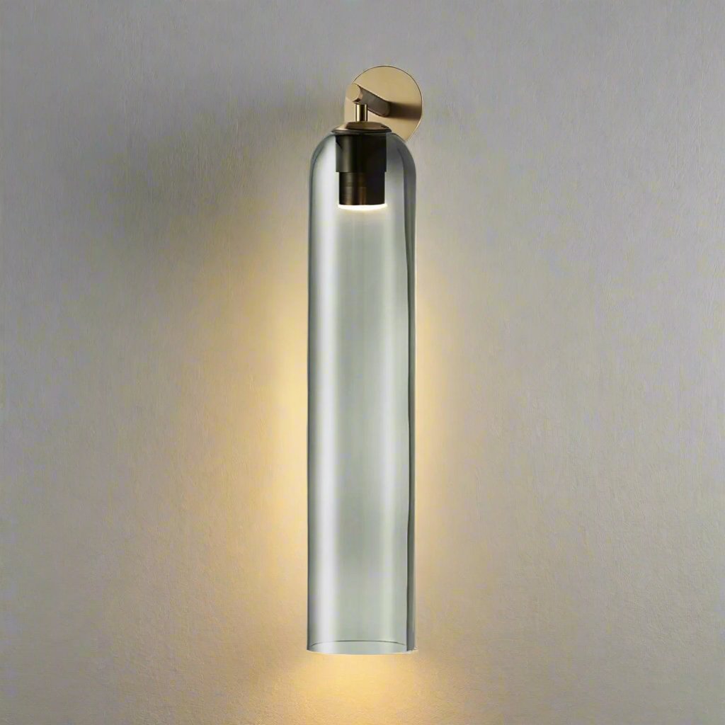 Modern vägglampa i glas