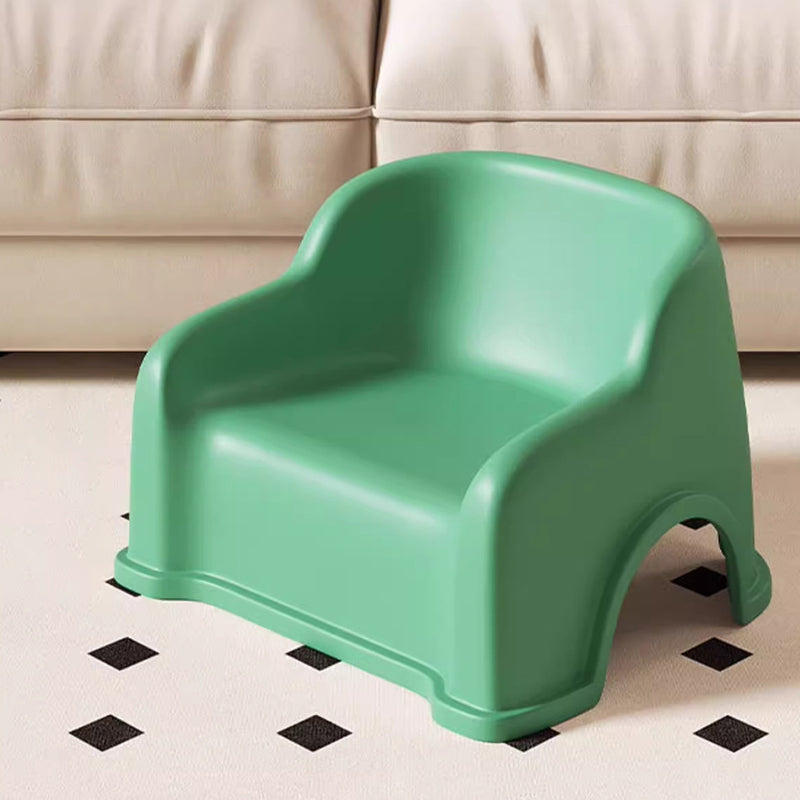 Modern glidformad barnpall - Minimalistisk PP låg sits med ryggstöd och armstöd