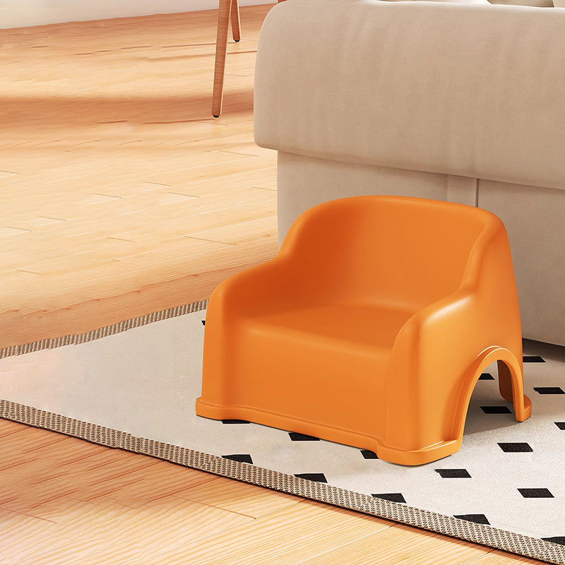 Modern glidformad barnpall - Minimalistisk PP låg sits med ryggstöd och armstöd