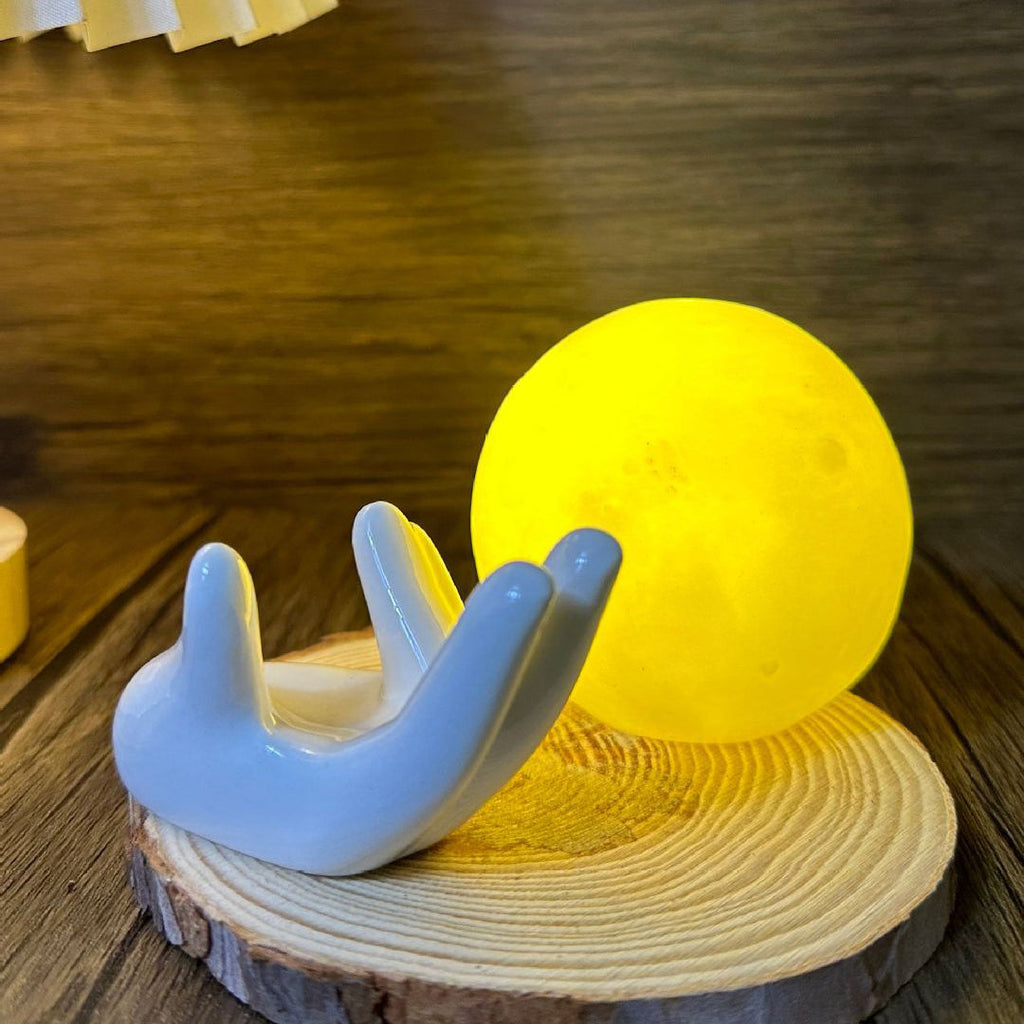 Samtida 3D-månlampa – konstnärlig handdesign