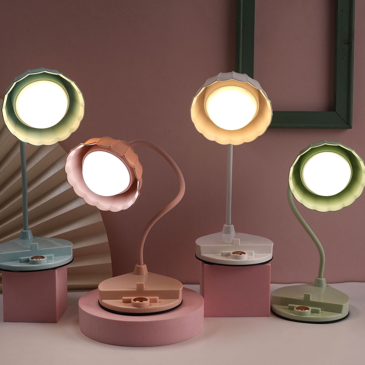 Uppladdningsbar Touch LED-bordslampa – Skandinavisk blomsterdesign