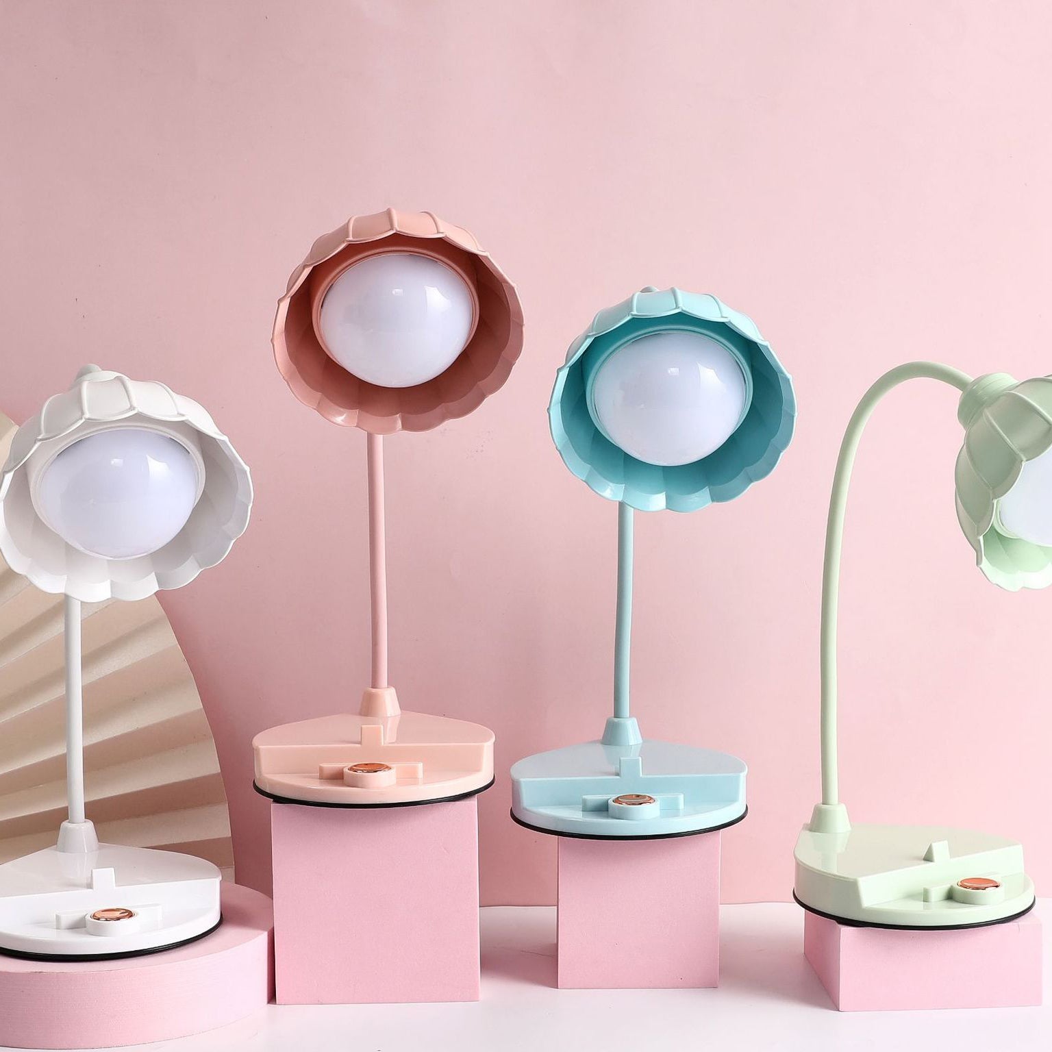 Uppladdningsbar Touch LED-bordslampa – Skandinavisk blomsterdesign