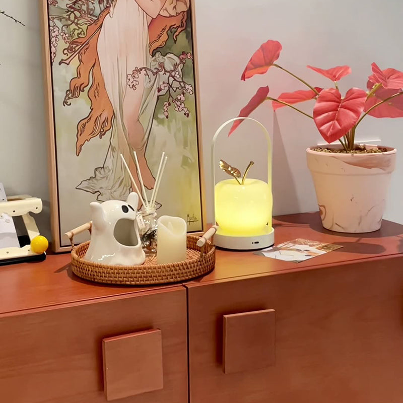 Uppladdningsbar äppelformad LED-bordslampa – bärbar design av glas och järn