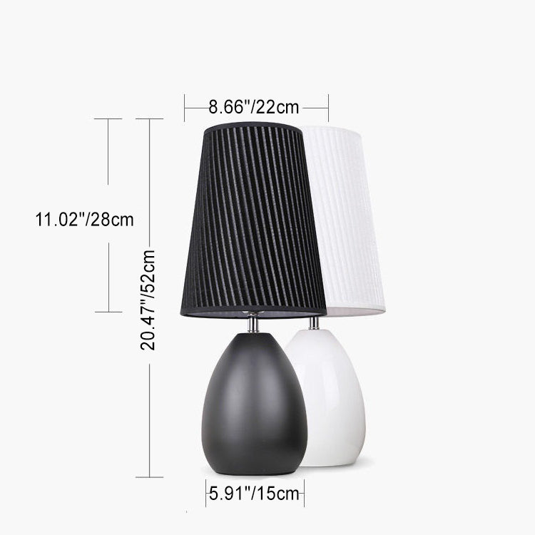 Modern Nordic Touch bordslampa – randig tygskärm och elegant järnfot