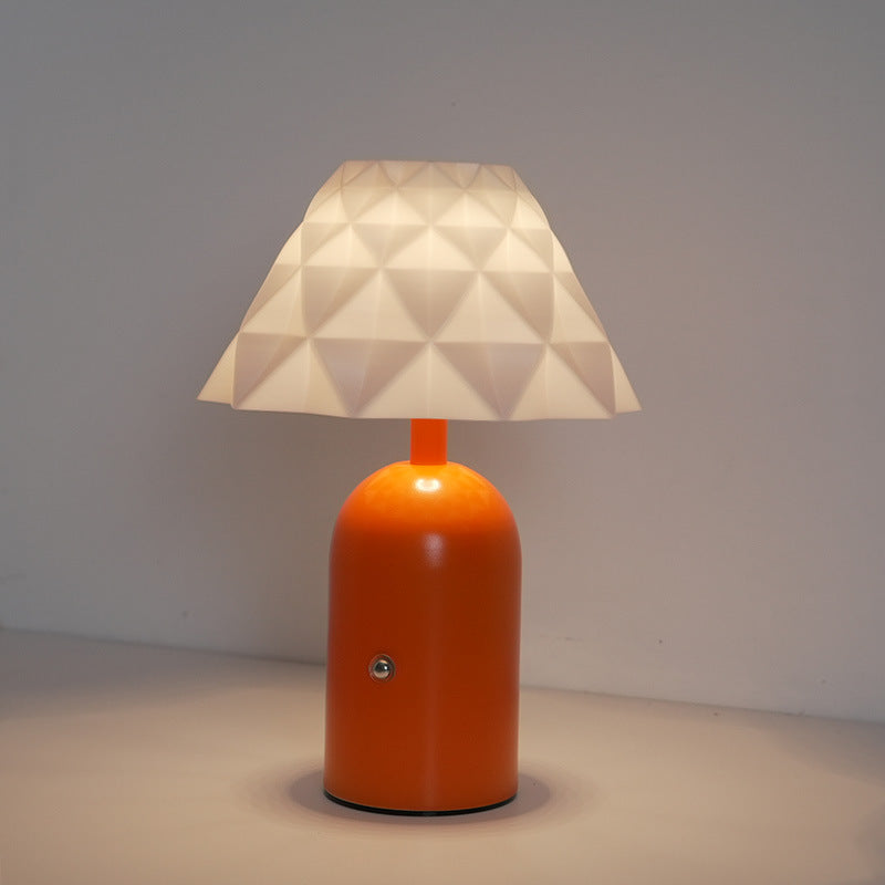 Minimalistisk nordisk uppladdningsbar LED-bordslampa – elegant järnkondesign