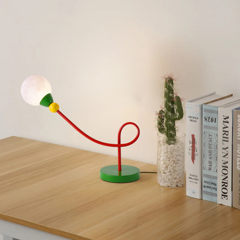 Snygg barnbordslampa med månmotiv - Modern arbetslampa med 1 ljuskälla