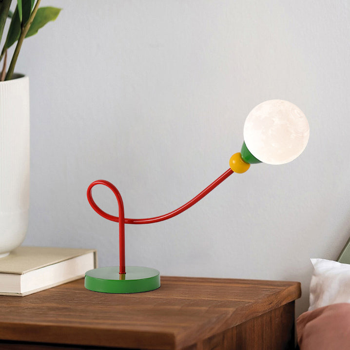 Snygg barnbordslampa med månmotiv - Modern arbetslampa med 1 ljuskälla