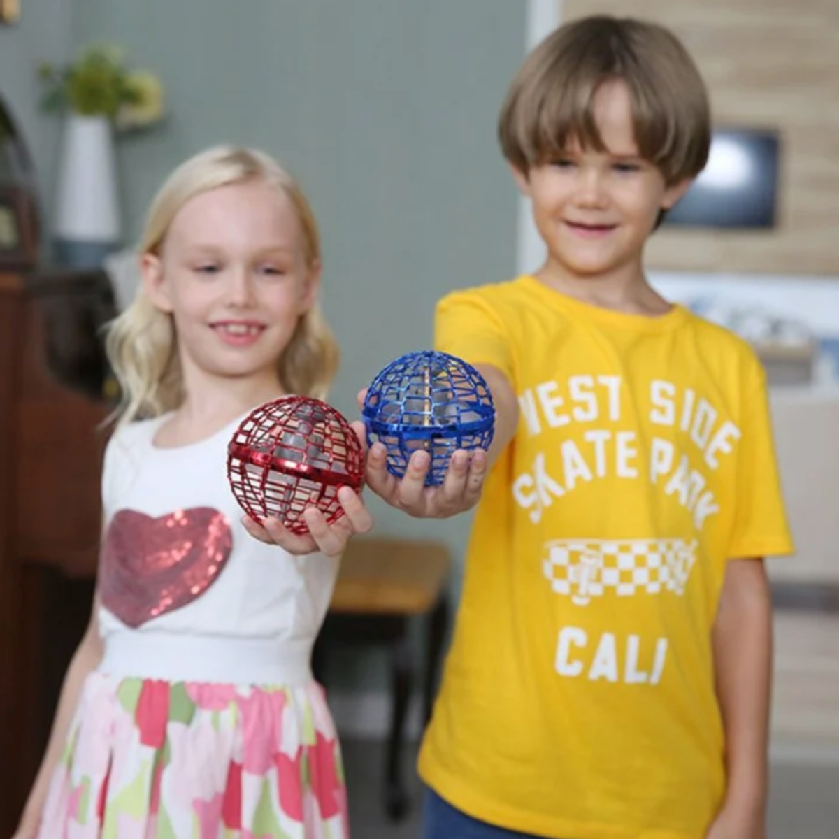 Flytande spinnerboll – Den ultimata interaktiva lekupplevelsen