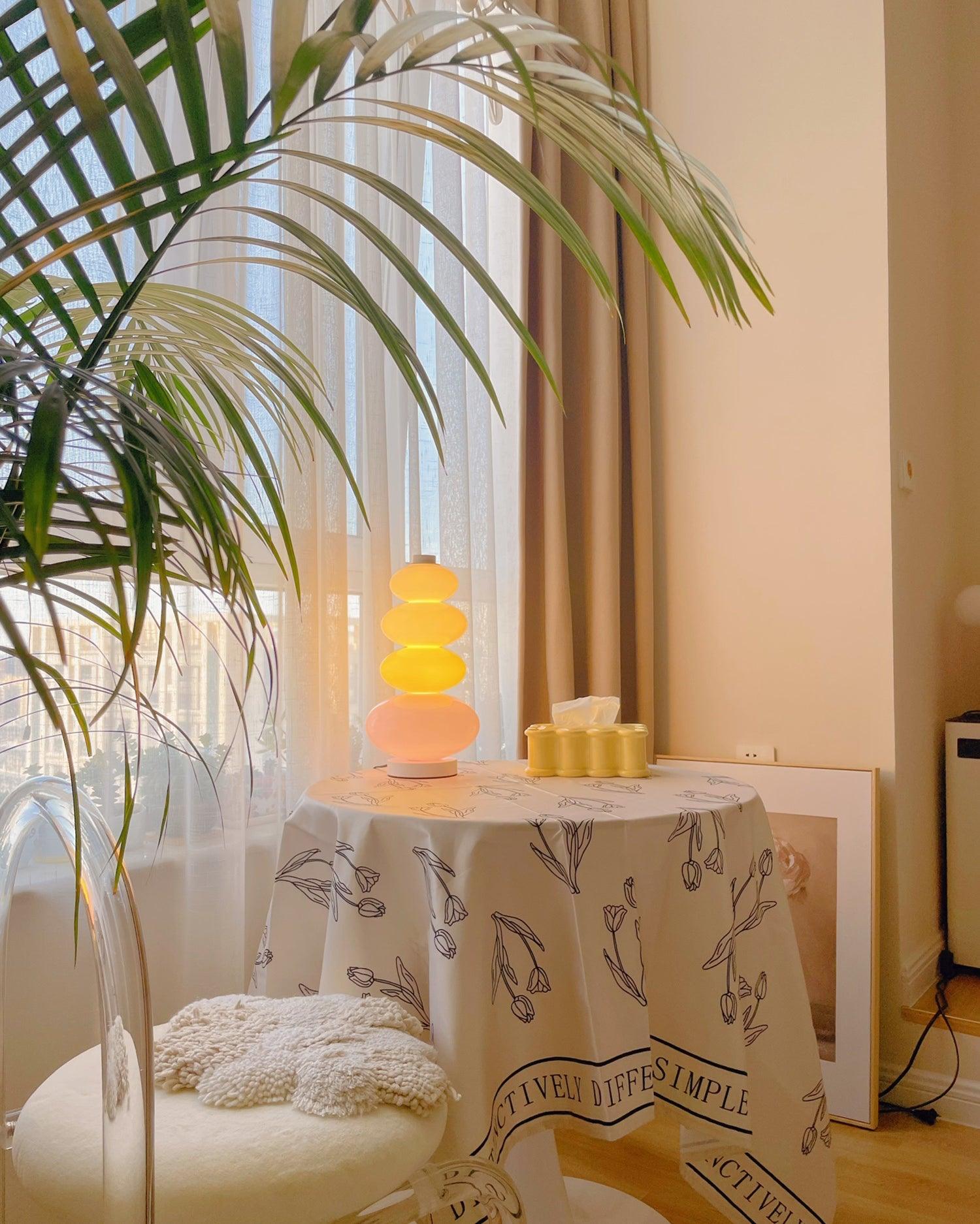 Godisinspirerad marmorbordslampa – Modern dekorativ stämningsbelysning