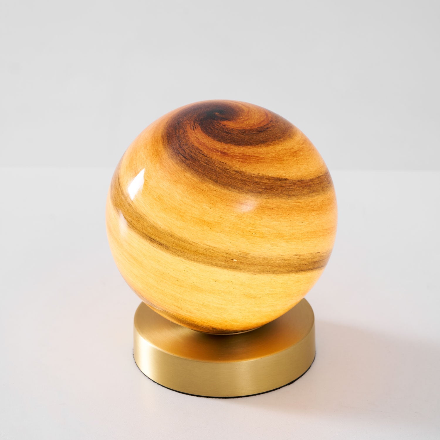 Galaxinspirerad bordslampa – Stämningsbelysning för inomhusmiljöer