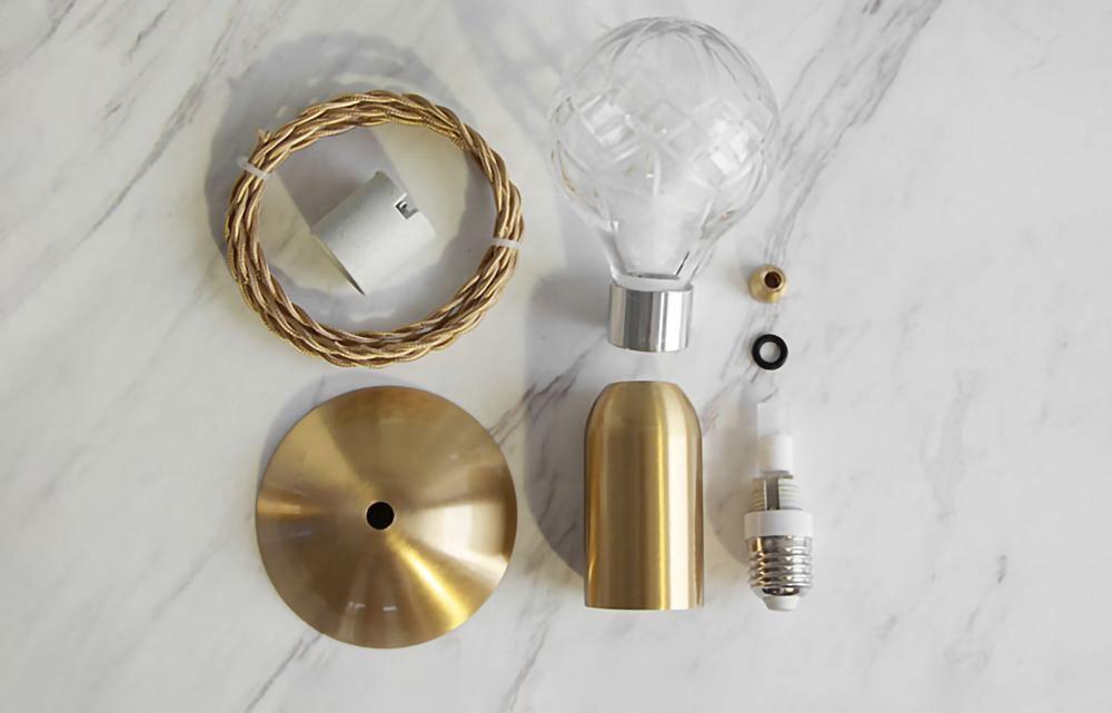 Modern kristallbordslampa – Sofistikerad glödlampa för inomhusbruk