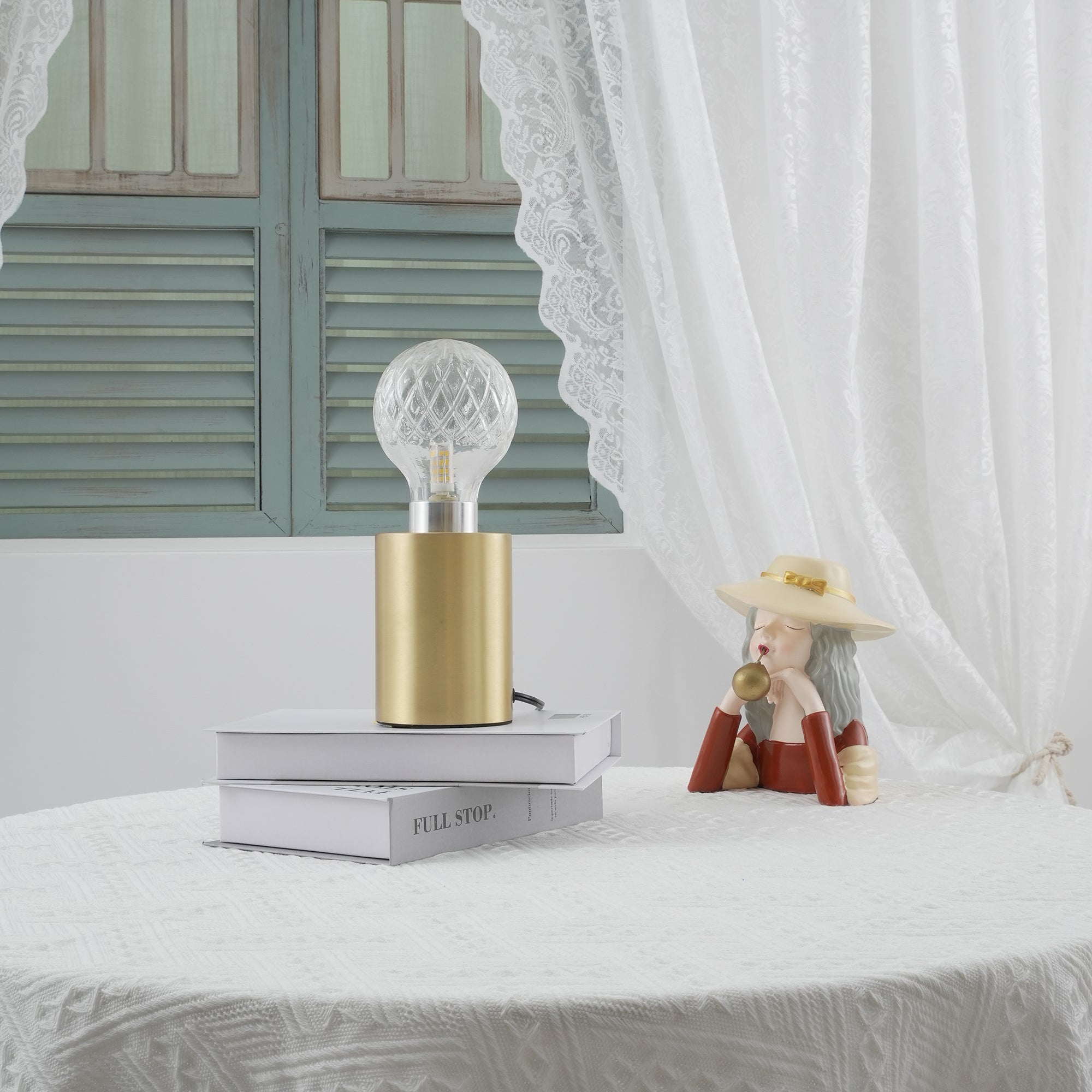 Modern kristallbordslampa – Sofistikerad glödlampa för inomhusbruk