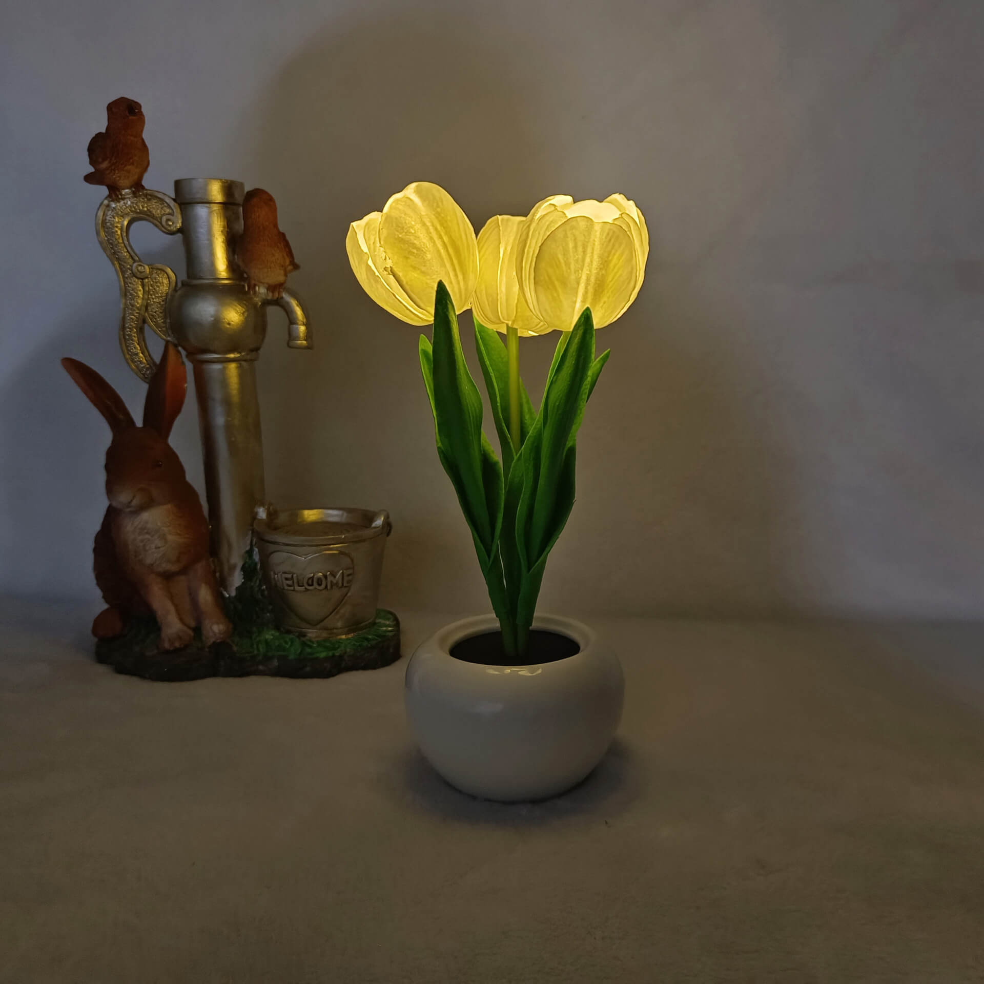 Blooming Tulip & Peony LED-nattlampa – elegant blomglöd
