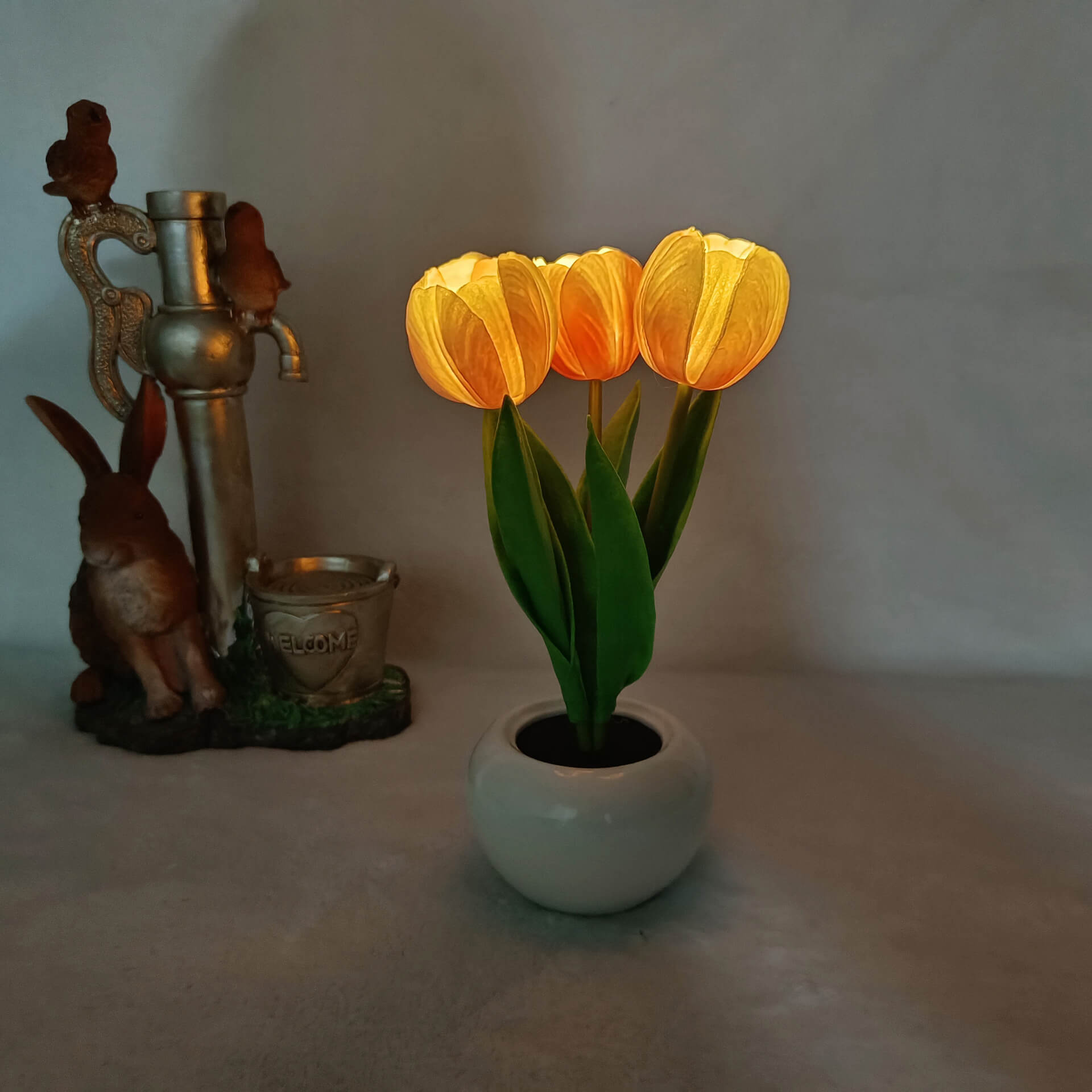 Blooming Tulip & Peony LED-nattlampa – elegant blomglöd