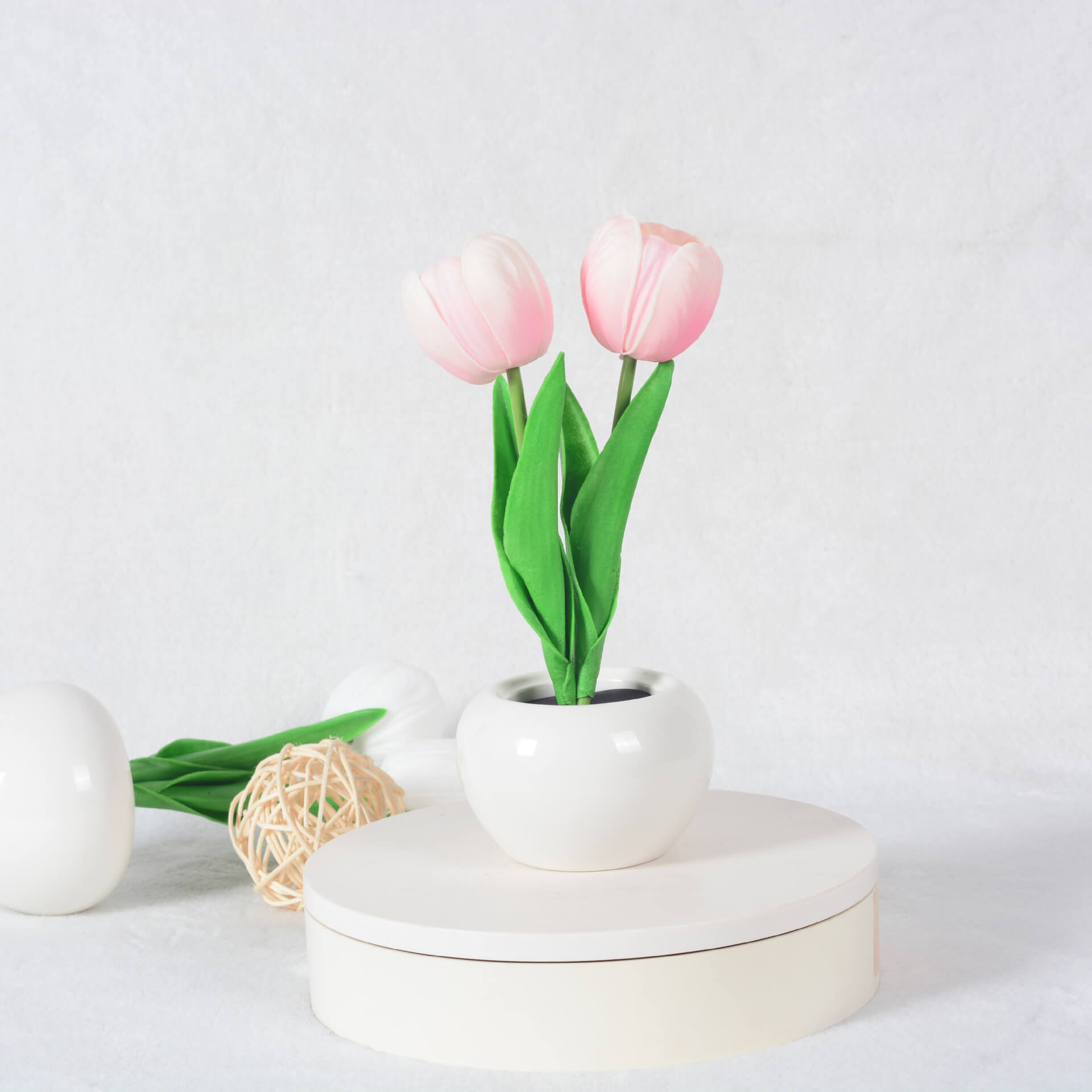 Blooming Tulip & Peony LED-nattlampa – elegant blomglöd