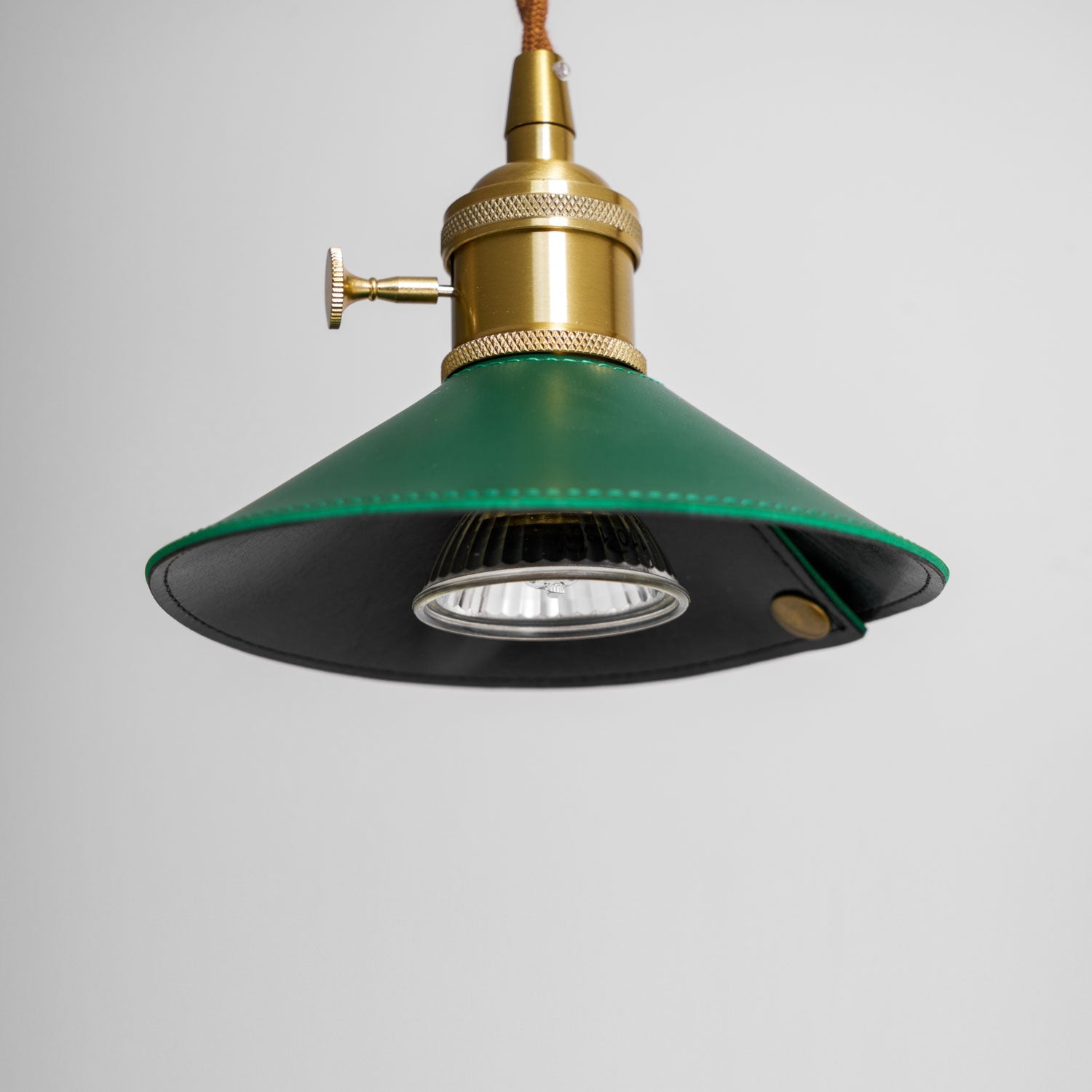 Gudinnainspirerad bordslampa - elegant dekorativ lampa