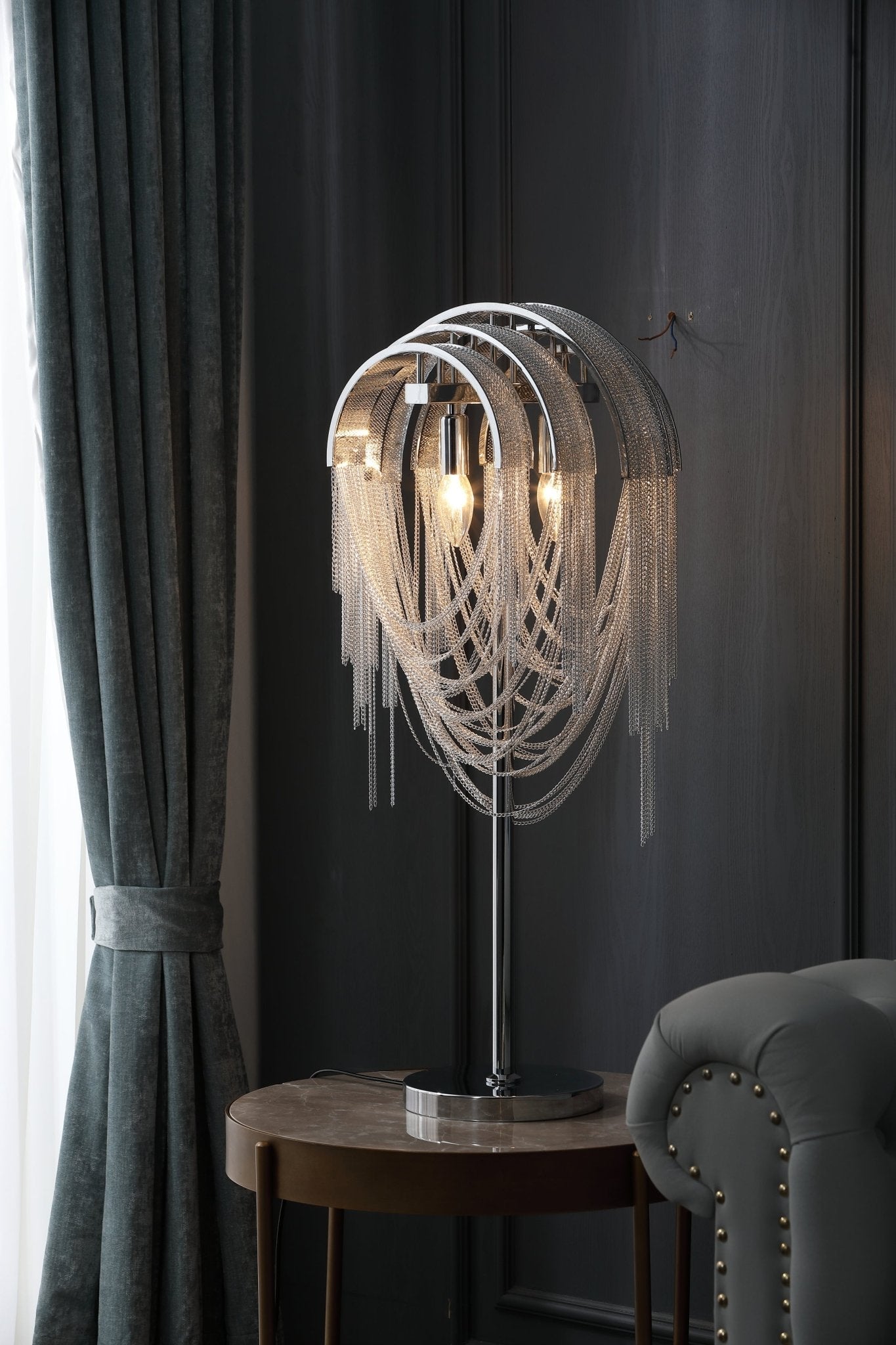 Tassel Glow Bordlampa - Modern Metallisk Kedjeaccentlampa