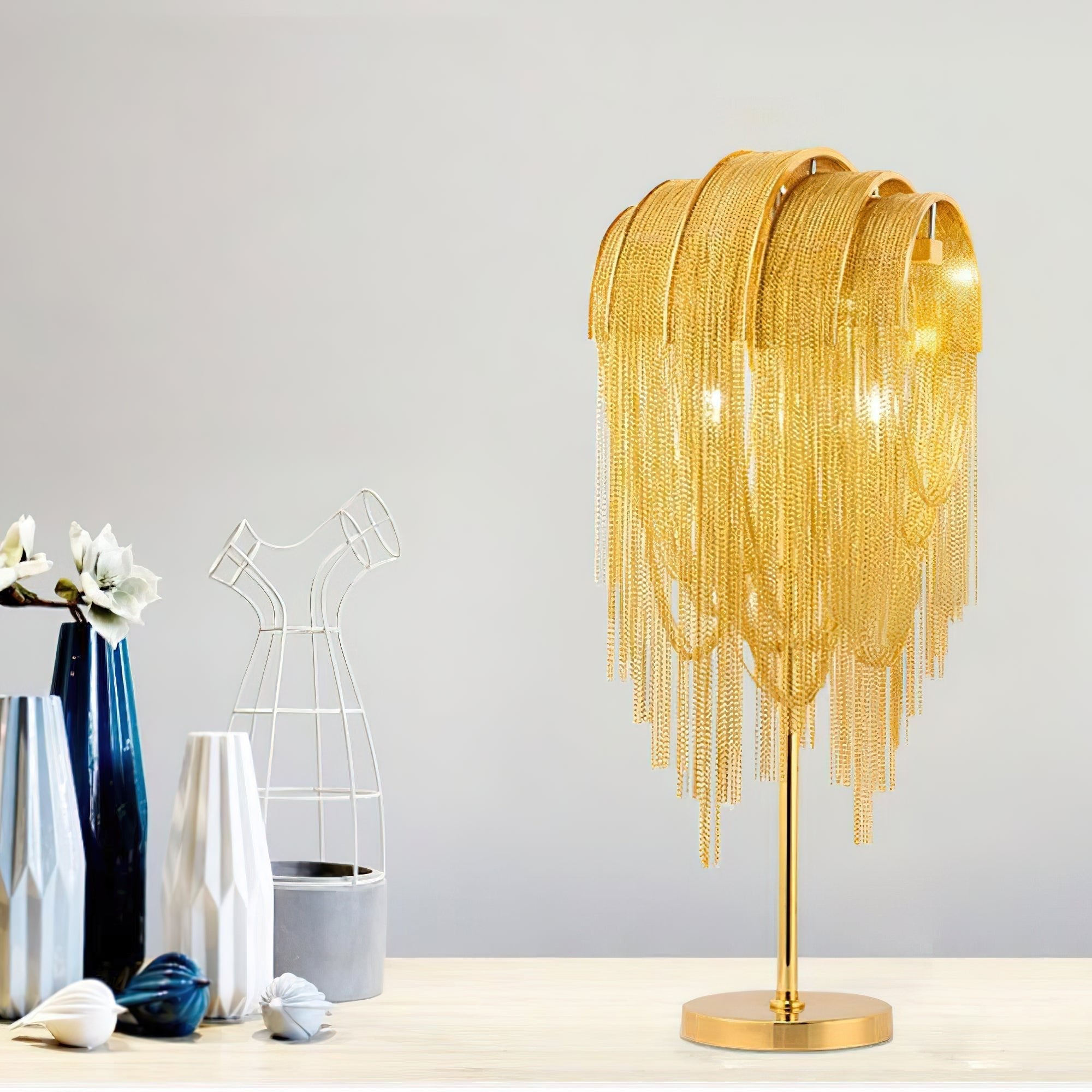 Tassel Glow Bordlampa - Modern Metallisk Kedjeaccentlampa