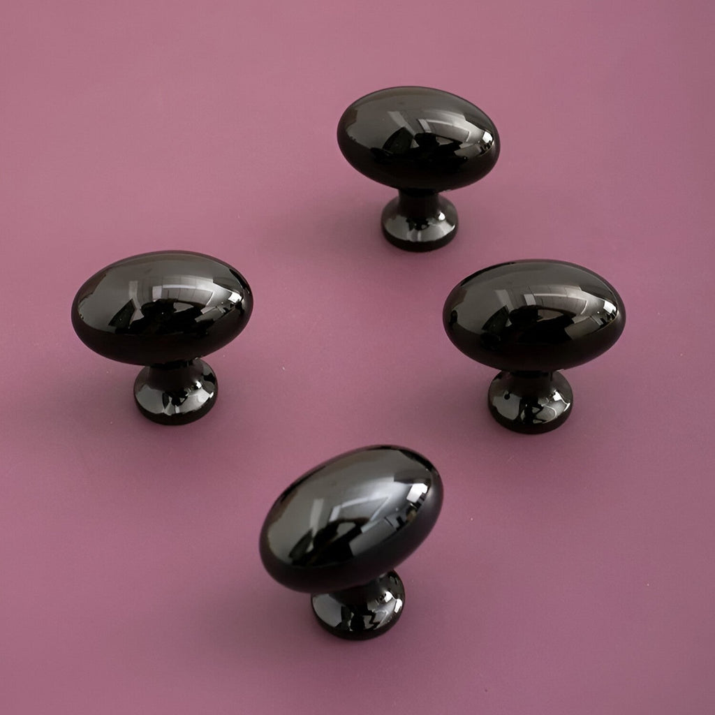 Italiensktillverkade knoppar i massiv mässing – Lyxig touch för dörrar och lådor