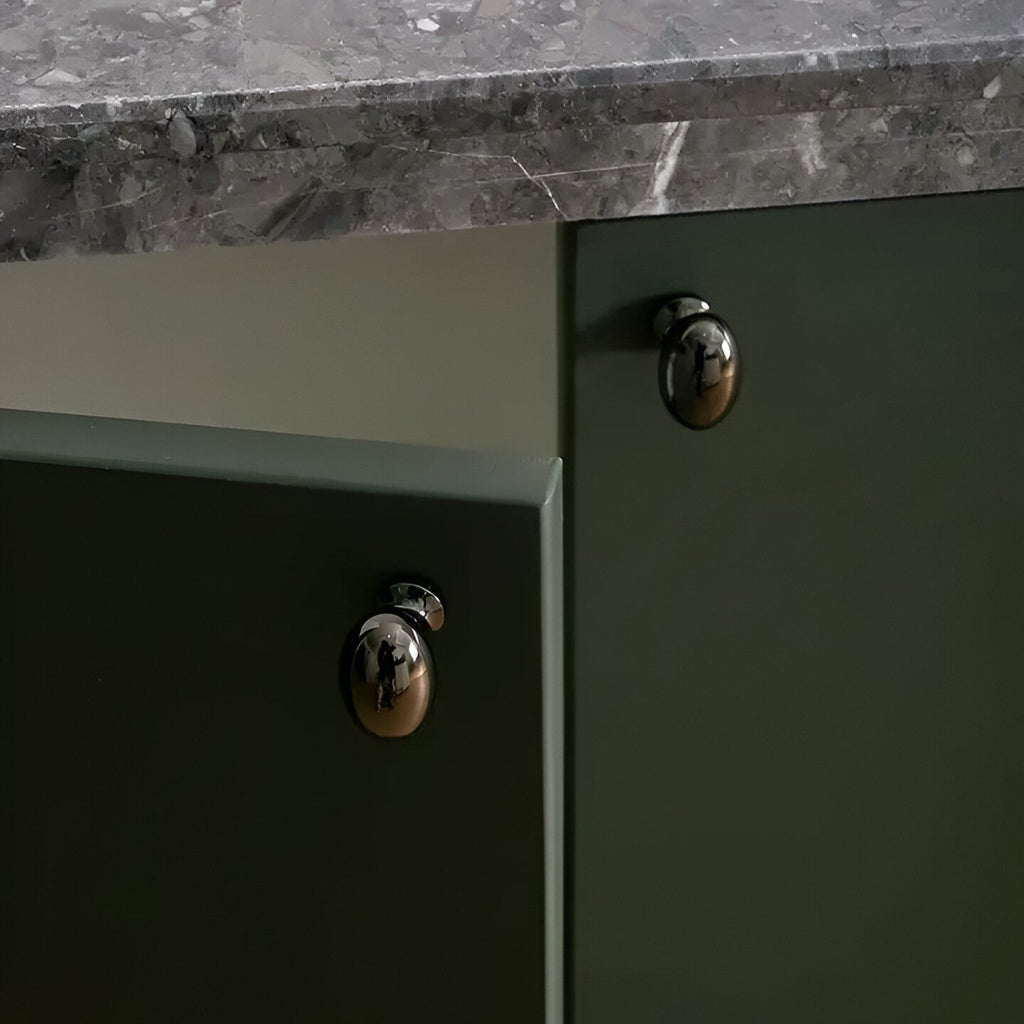 Italiensktillverkade knoppar i massiv mässing – Lyxig touch för dörrar och lådor