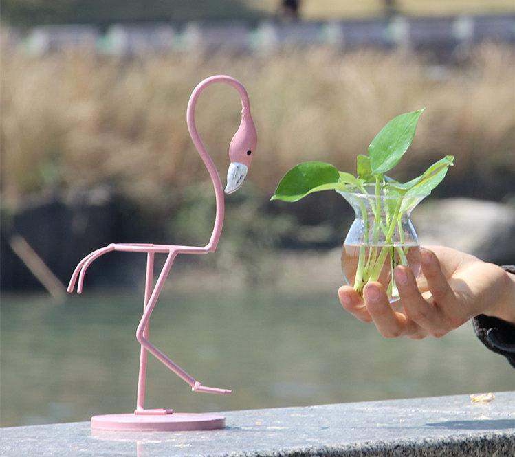 Elegant flamingoblomvas - Kreativ keramisk kruka