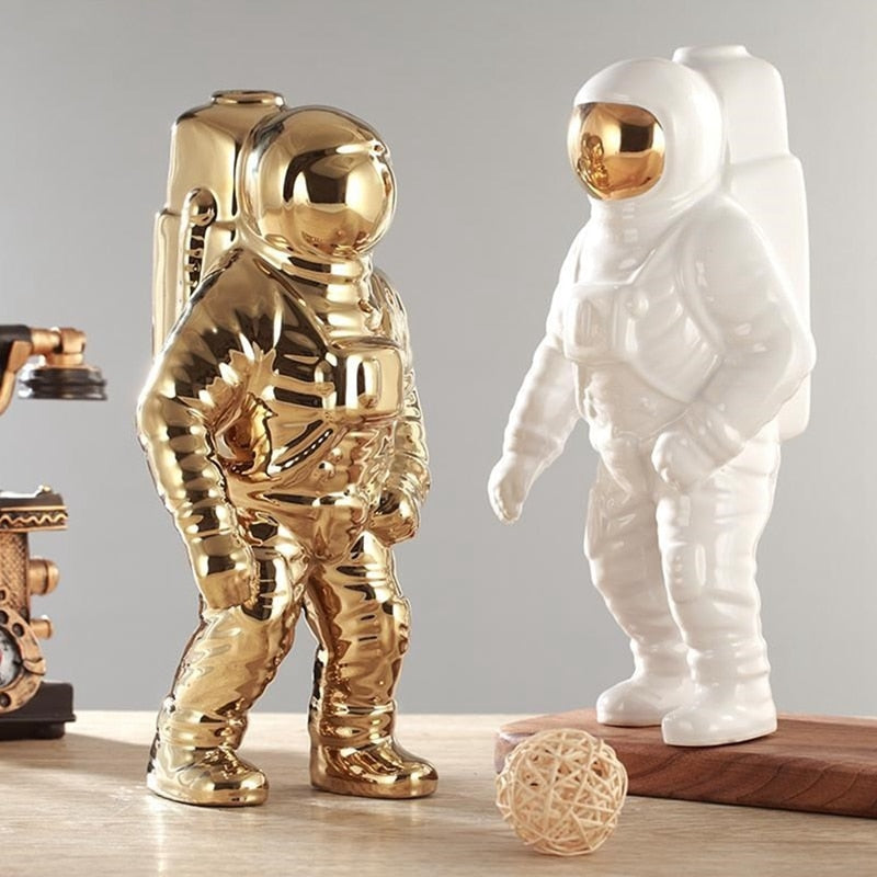 Guld Space Man Skulptur Astronaut Keramik Vas