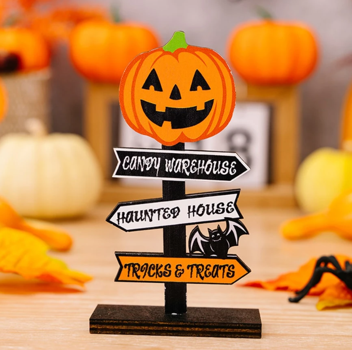 Rustik träpumpa Halloweendekoration – Festlig bordsprydnad