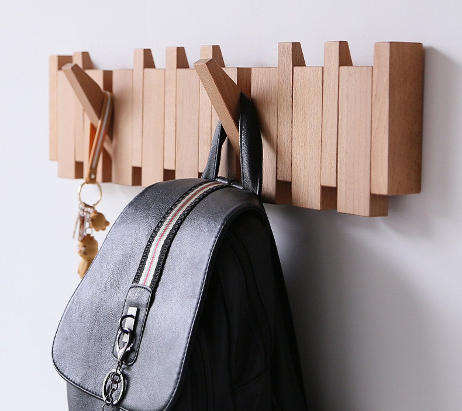 Handgjord Piano Coatrack | Lyxig träcoatrack i pianoform