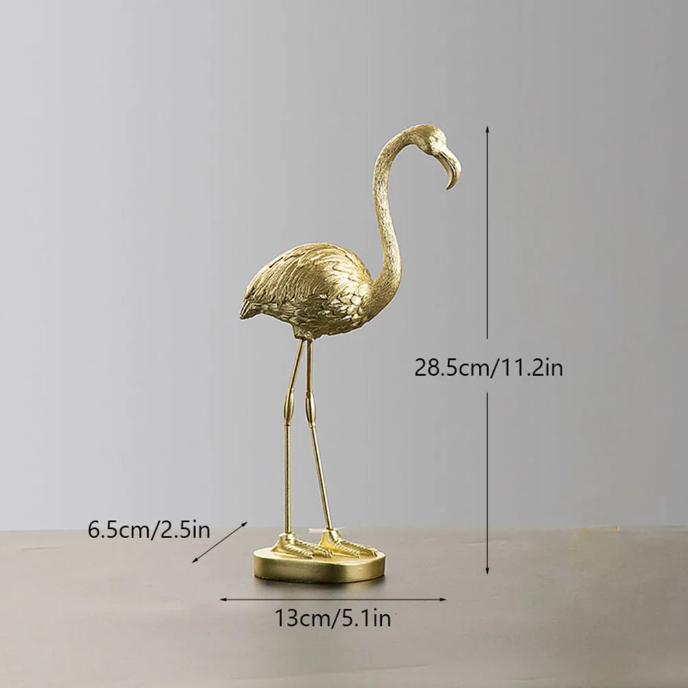 Lyxig gyllene flamingoskulptur - Elegant tropisk fågelstaty för modern heminredning