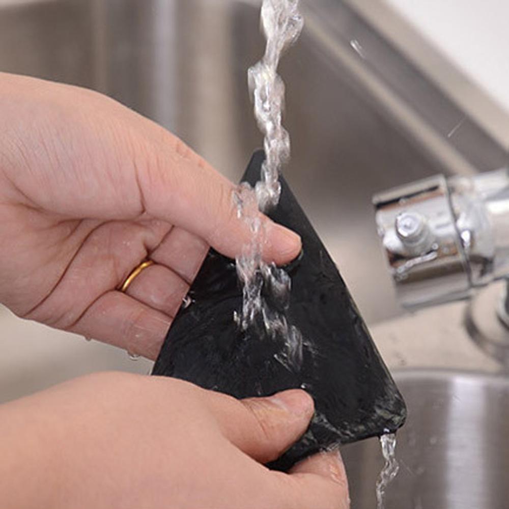 Återanvändbara hörngrepp för mattor – böjda och halkfria dynor för trägolv och släta golv