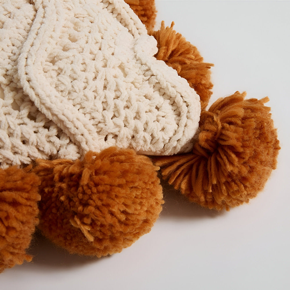 Mysigt kuddfodral med tofsstickning – Snyggt dekorativt prydnadskudde