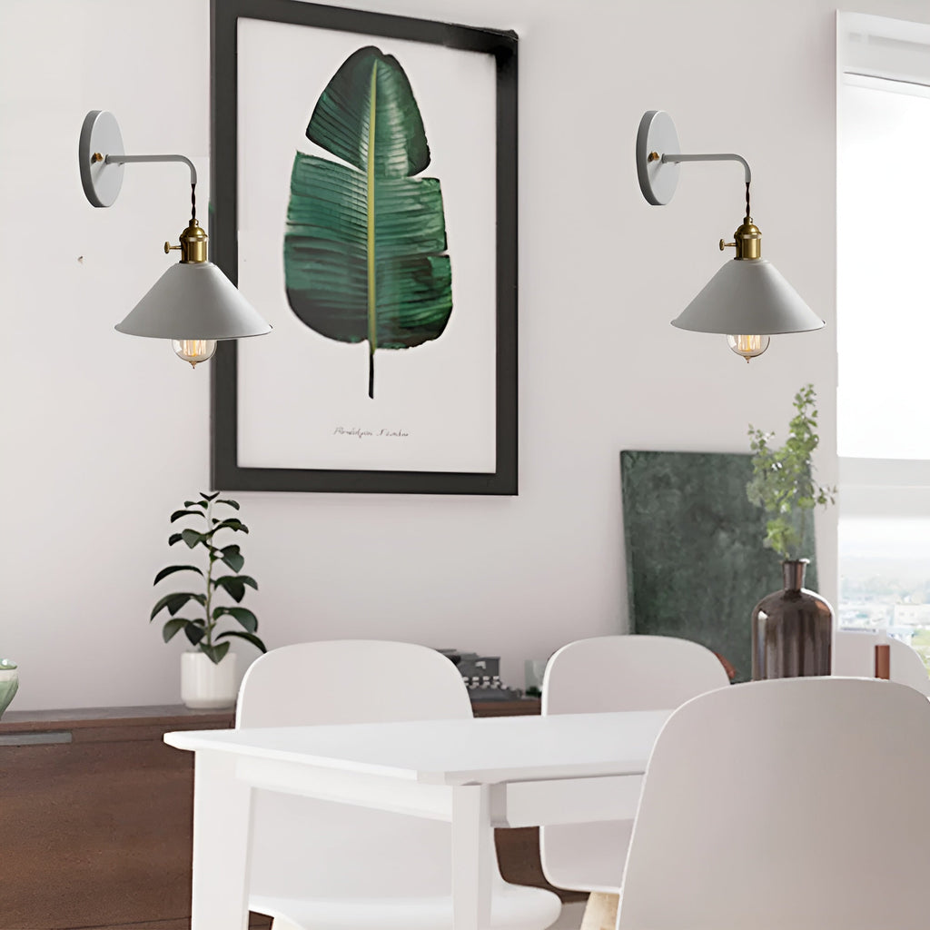 Retro industriell konvägglampa – Vintage metallbelysning för hem och kontor