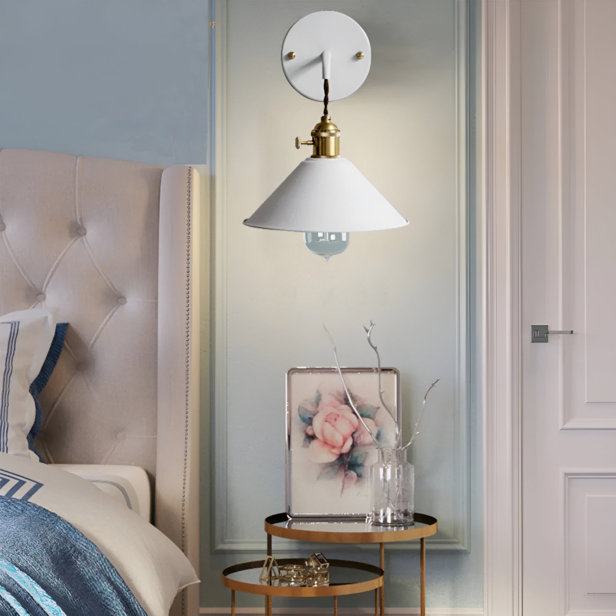 Retro industriell konvägglampa – Vintage metallbelysning för hem och kontor