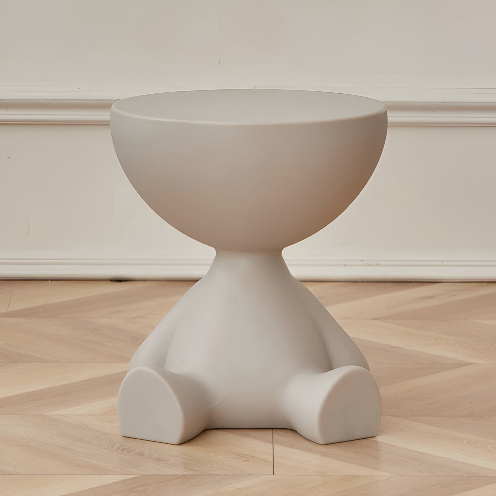 Modernt runt soffbord – Elegant mittpunkt i vardagsrummet med klassisk design