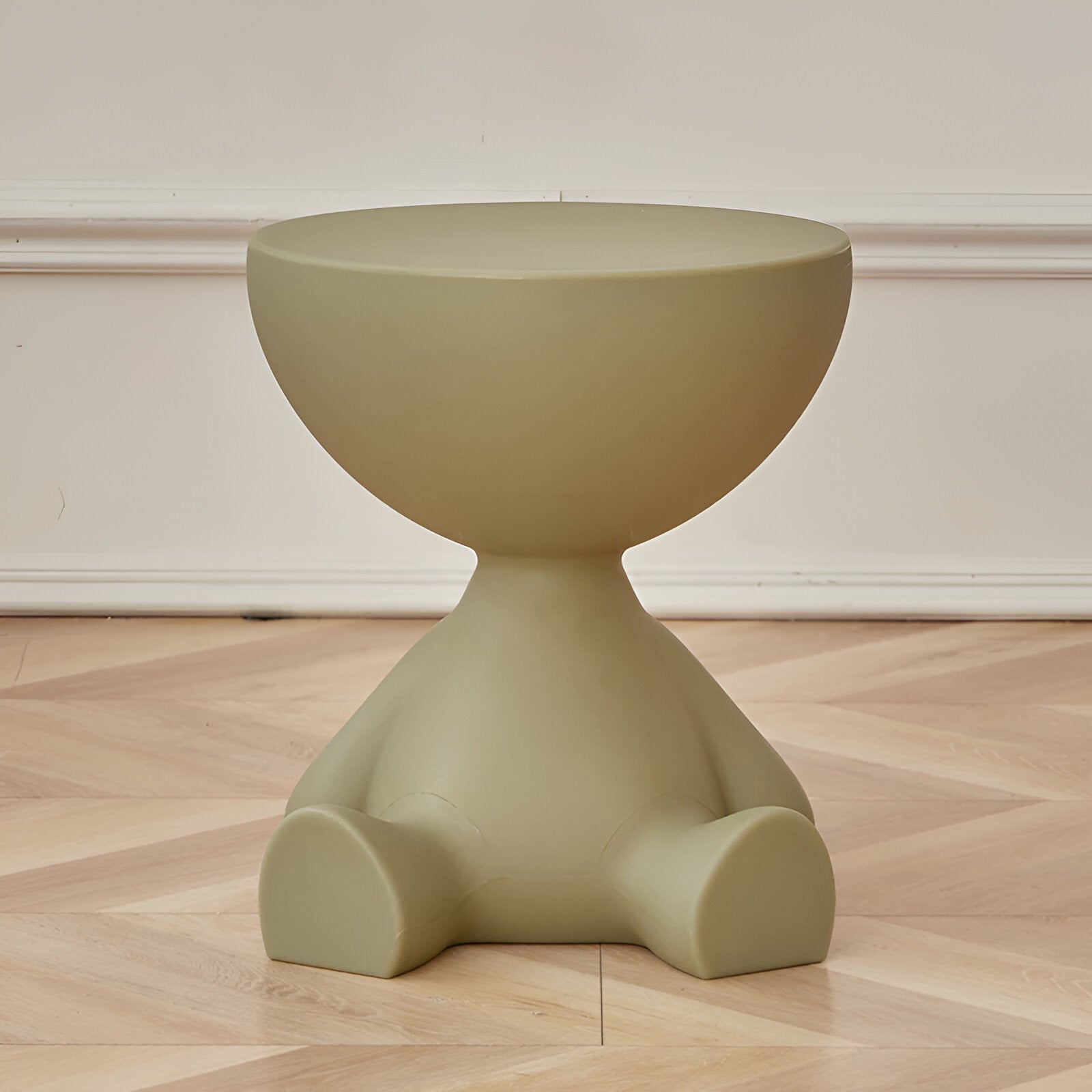Modernt runt soffbord – Elegant mittpunkt i vardagsrummet med klassisk design