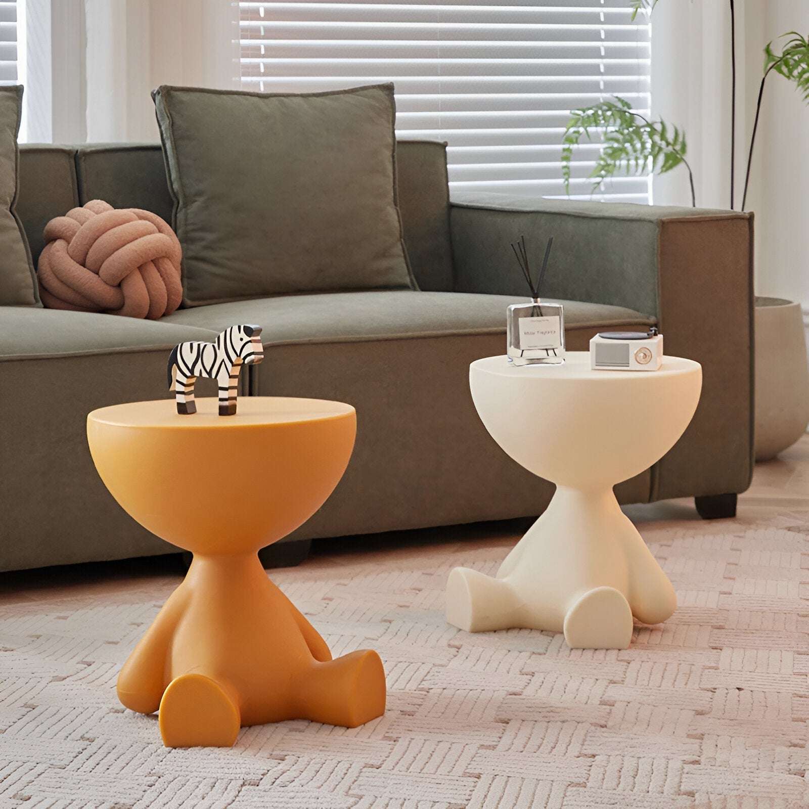 Modernt runt soffbord – Elegant mittpunkt i vardagsrummet med klassisk design
