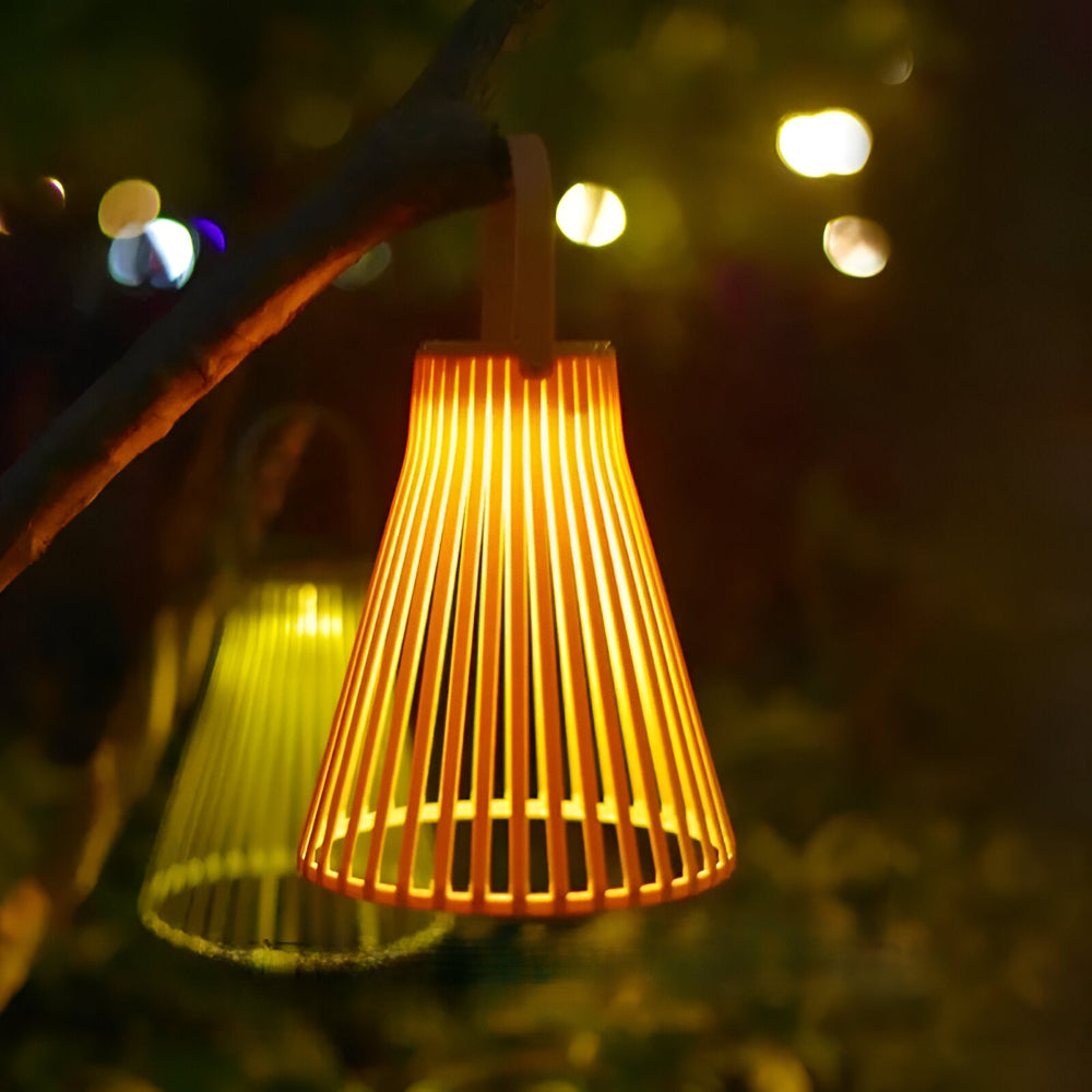 Solarbetriebene Außenlaterne - Umweltfreundliche Gartenbeleuchtung