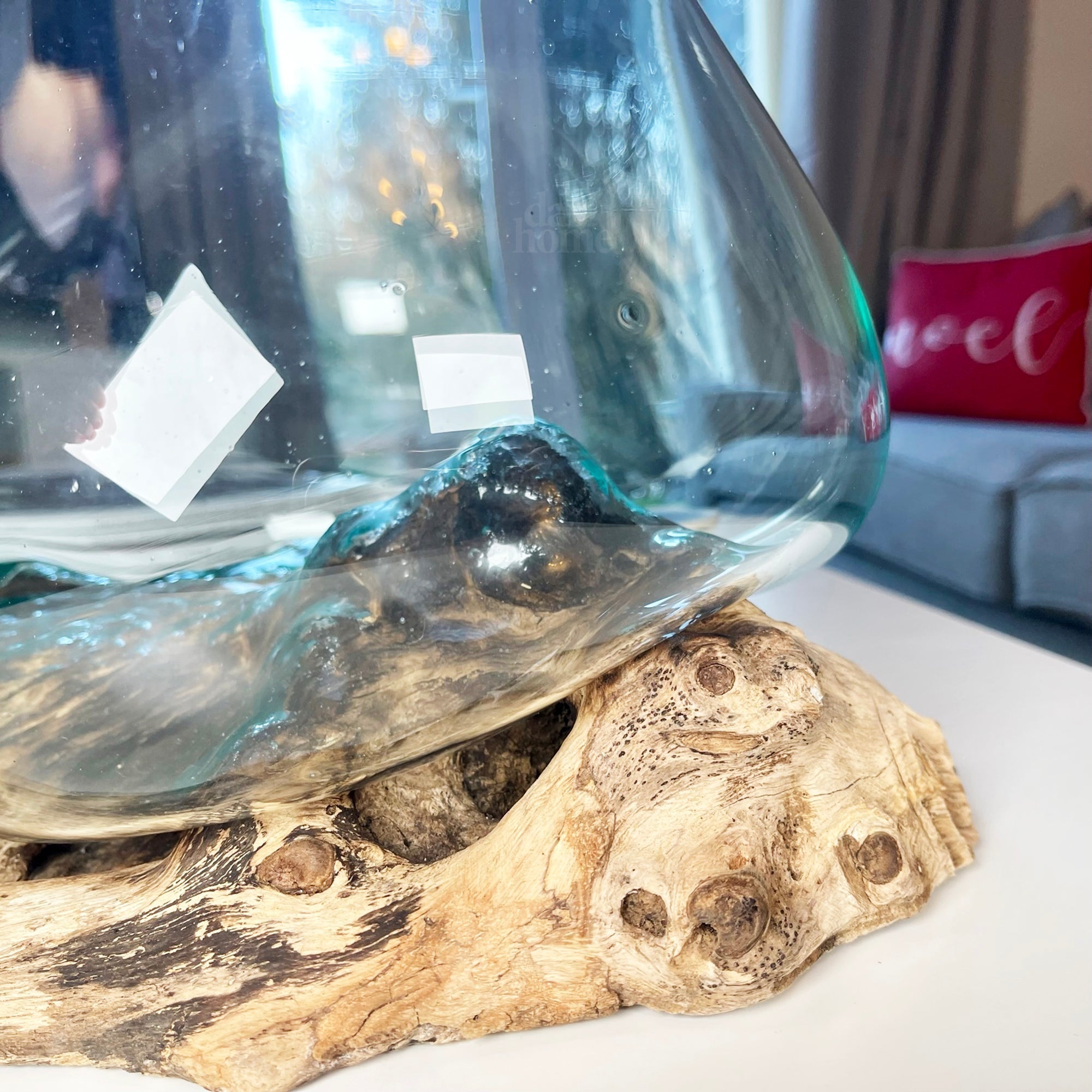 RootBowl - Rotbas i hantverksmässig teak med elegant iögonfallande skål i smält glas