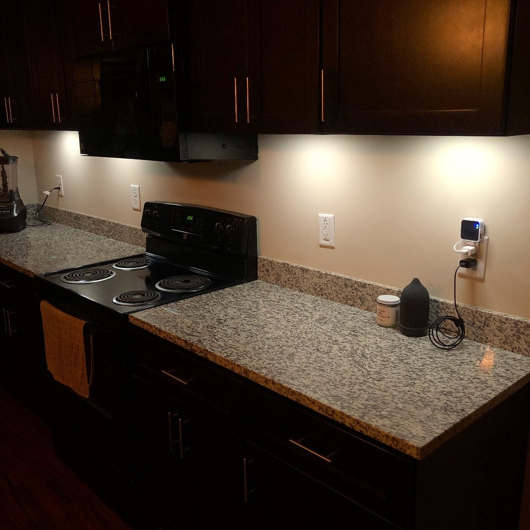 Trådlös rörelseaktiverad LED-remsa – enkel belysning, inga kablar behövs