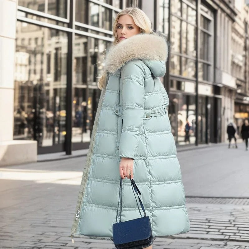 Hadassah | Maxilång dunjacka med pälskrage – Vinterjacka med huva