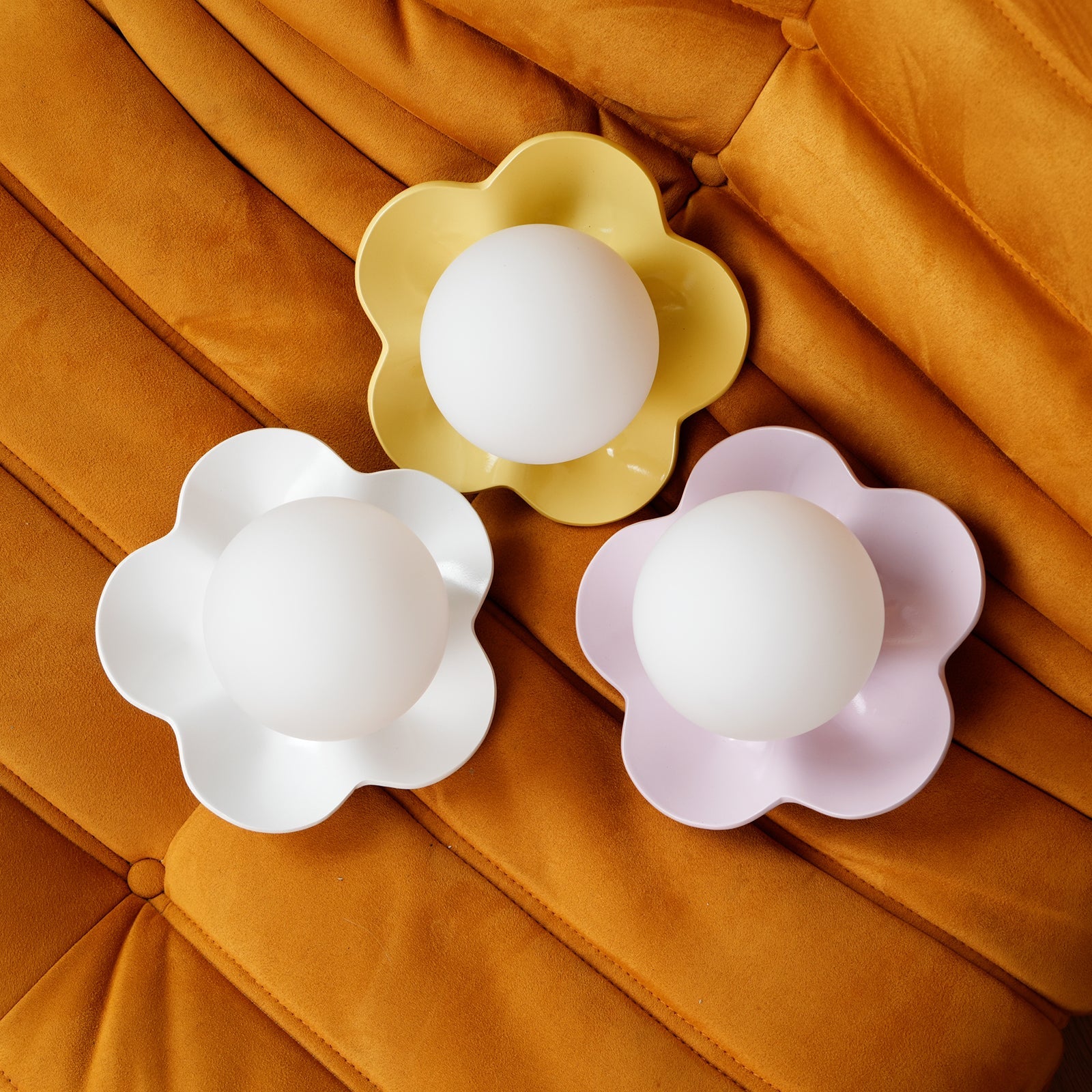 Bloom Elegance Vägglampa – Konstnärlig blommig vägglampa