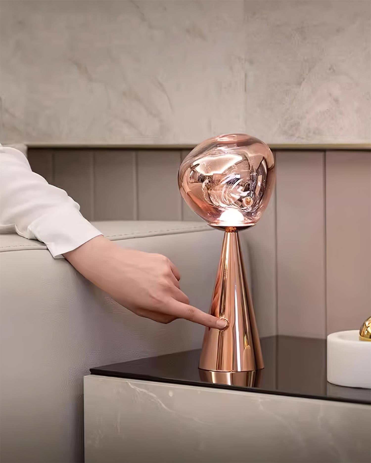 Uppladdningsbart lavainspirerat ljus - Lugnande LED-ljus för avkopplande kvällar