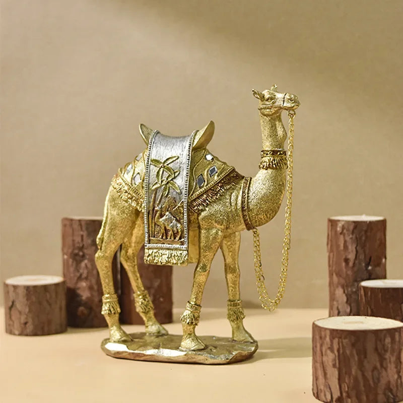Lyxig gyllene kamelstaty - Elegant hartsfigur i arabisk stil för heminredning