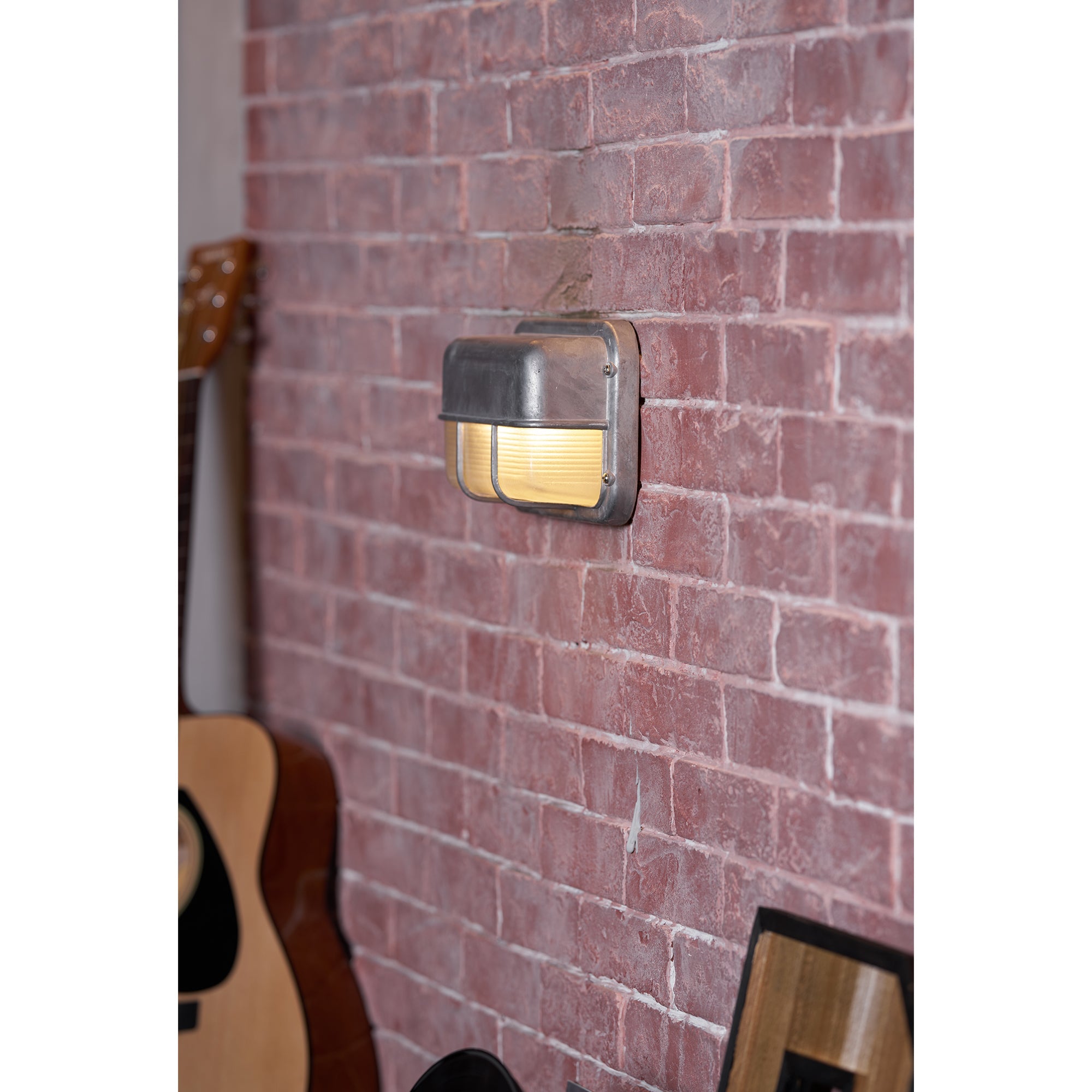 Vägglampa för utomhusbruk – Väderbeständig utomhuslampa i marin stil