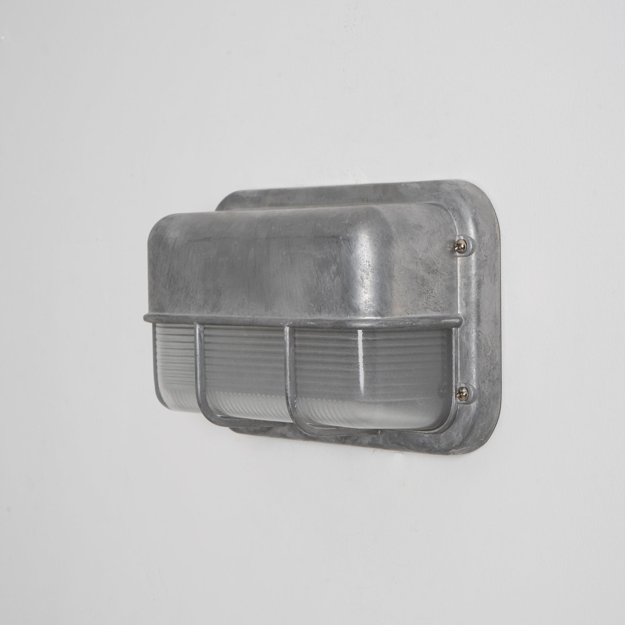 Vägglampa för utomhusbruk – Väderbeständig utomhuslampa i marin stil